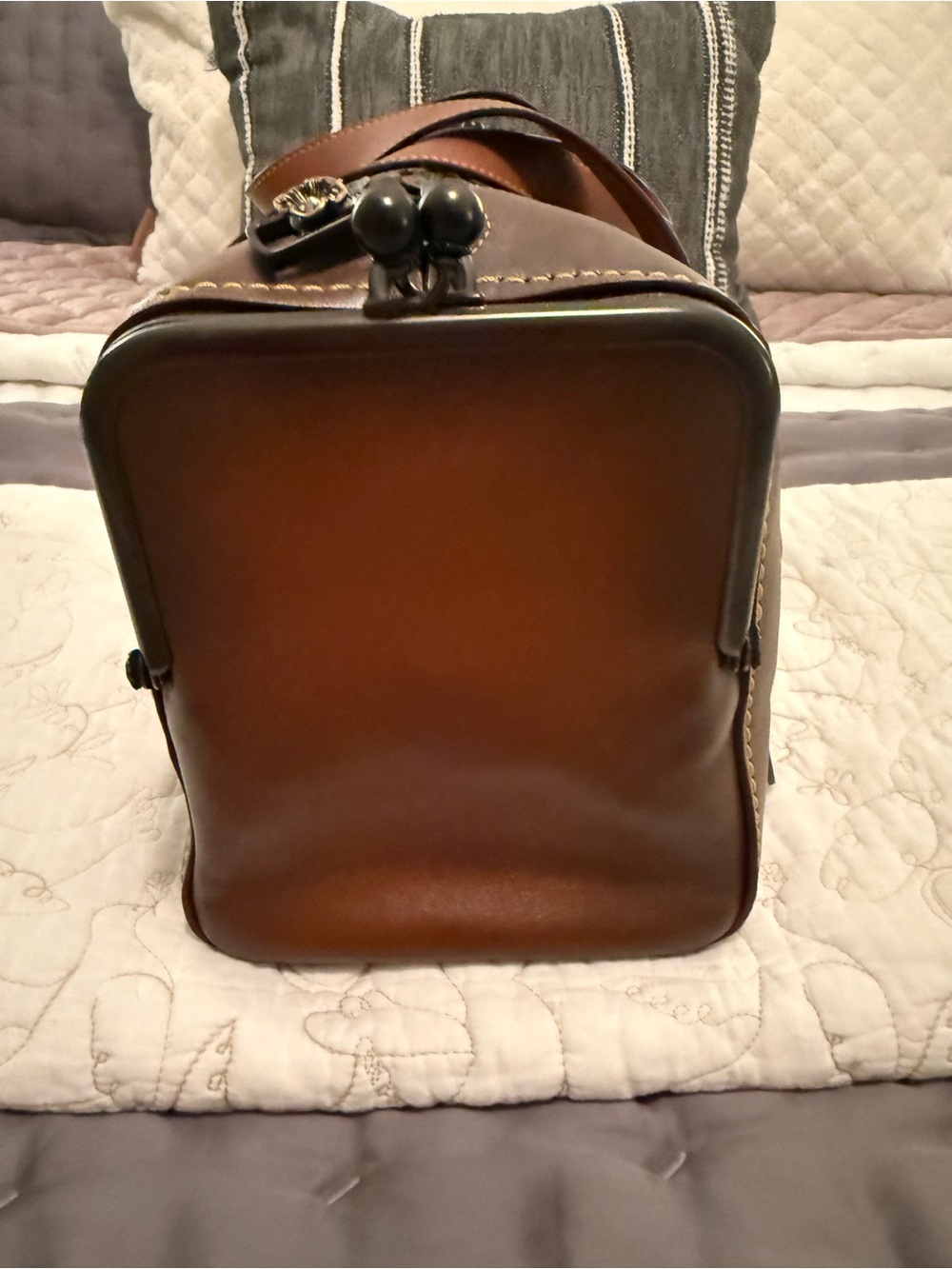 EUC Coach Mailbox Bag 1941 Saddle - Picture 4 of 15